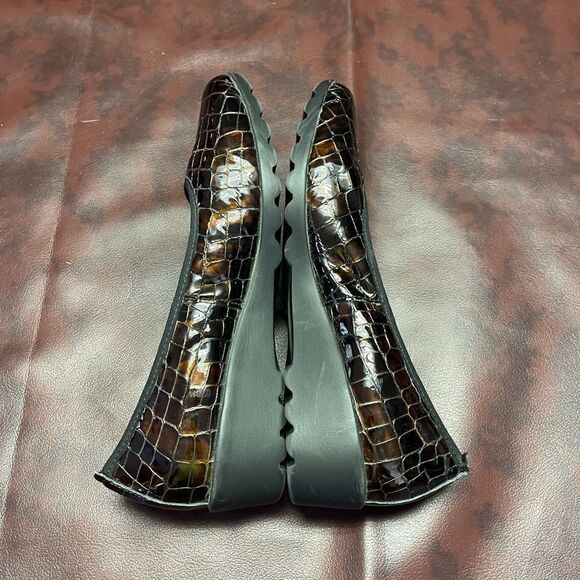 Josef Seibel Weite brown crocodile embossed leather slip on shoes, size 11 - Picture 13 of 14